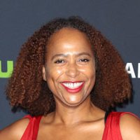 Lisa Nicole Carson Meztelen