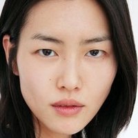 Liu Wen Meztelen