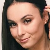 Logan Fabbro Meztelen