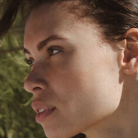 Logan Nicole Meztelen