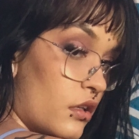 Loka Meztelen