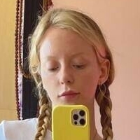 lolynebel Meztelen