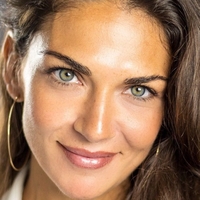 Lorena Bernal Meztelen