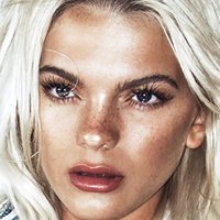 Louisa Johnson Meztelen
