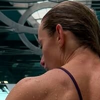Louise Czurka Meztelen