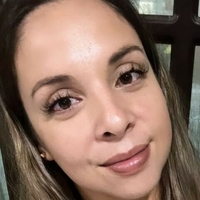 Lucero Meztelen