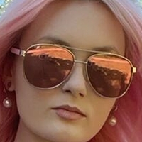 Luci Fallen Meztelen