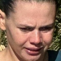 Lucia Hawley Meztelen