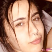 Lucia Scharwz Meztelen