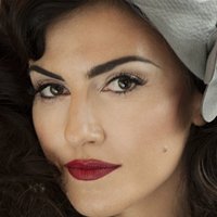 Lucia Siposová Meztelen