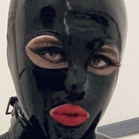 luciaandleighlatex Meztelen