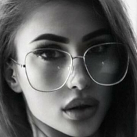 Lucrezia De Lellis Meztelen