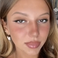 Lucy Alfonsi Varon Meztelen