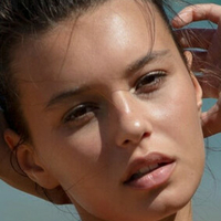 Lucy Bramani Meztelen