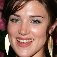 Lucy Griffiths Meztelen