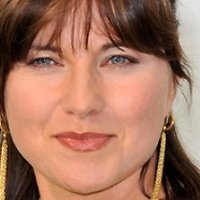 Lucy Lawless Meztelen