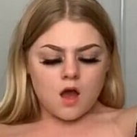 lycoriss7 Meztelen