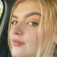 Lyliana Wray Meztelen