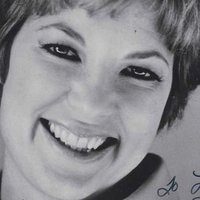 Lynn Carlin Meztelen