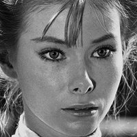 Lynn Lowry Meztelen