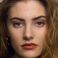 Mädchen Amick Meztelen