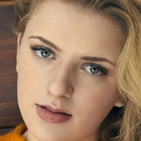 Maddie Poppe Meztelen