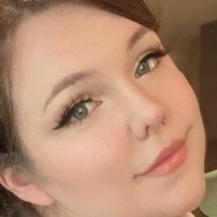 Maddie Meztelen