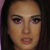 Maddybae Meztelen