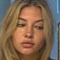 Madelyn Cline Meztelen