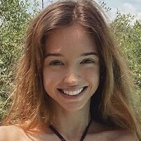Madijones Meztelen
