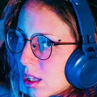 Madlady Meztelen