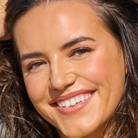 Mady Dewey Meztelen