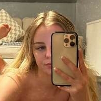 Mai Summers Meztelen