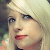 Maia Suicide Meztelen
