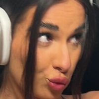 Makayla Anisa Meztelen
