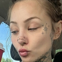 mandicat Meztelen