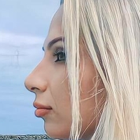 Manoelle Meztelen