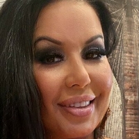 Marcela Lov Meztelen