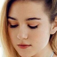 Margo Flury Meztelen