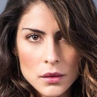 María León Meztelen