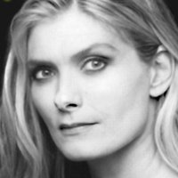 Maria Mayenzet Meztelen