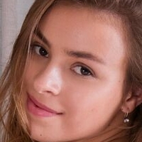 Maria Mendoza Meztelen