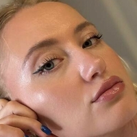 Maria Peach Meztelen