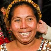 María Telón Meztelen