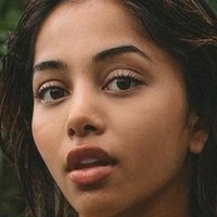 Maria Thattil Meztelen
