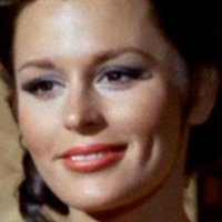 Marianna Hill Meztelen