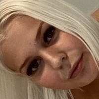 Mariannika Meztelen