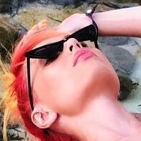 Marika Rossa Meztelen