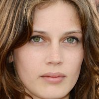 Marine Vacth Meztelen