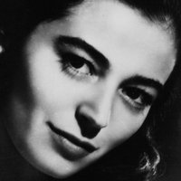 Marisa Pavan Meztelen